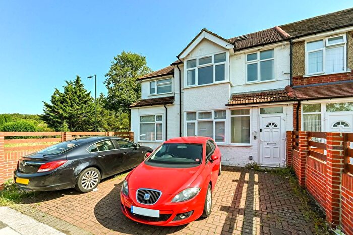 4 Bedroom Semi-Detached House To Rent In Heathside, Whitton, Hounslow, TW4