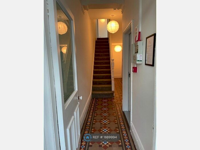 8 Bedroom Terraced House To Rent In St. Albans Road, Brynmill, Swansea, SA2