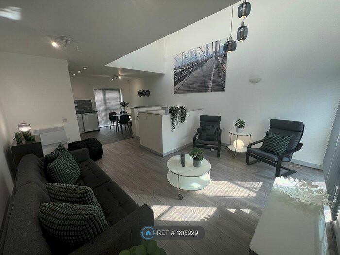 3 Bedroom Terraced House To Rent In Boston Street, Manchester, M15