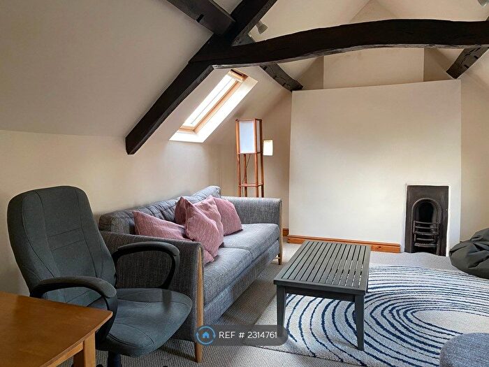 1 Bedroom Flat To Rent In Dyers Hill, Charlbury, OX7