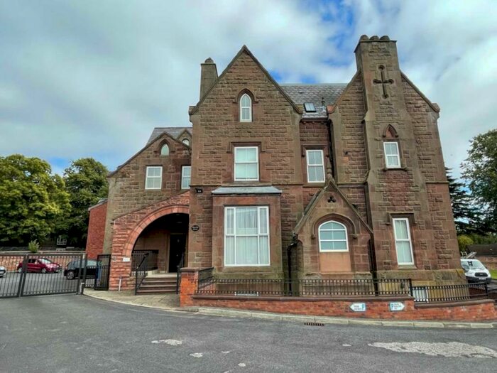 2 Bedroom Apartment To Rent In Larch Close, Cressington, L19