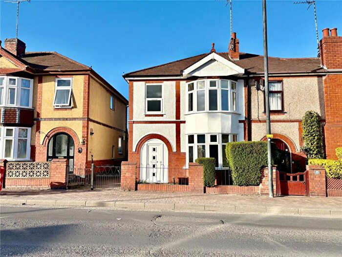3 Bedroom Semi-Detached House For Sale In Central Avenue, Nuneaton, Warwickshire, CV11