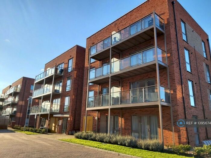 2 Bedroom Flat To Rent In Nihill Place, Croydon, CR0