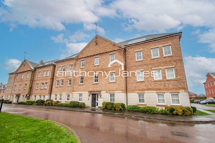 2 Bedroom Flat To Rent In Rainbow Road, Erith, DA8