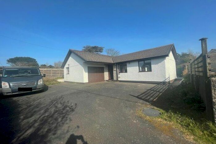 2 Bedroom Bungalow To Rent In Bodmin Road, Truro, TR1