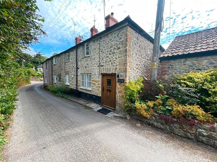 2 Bedroom Cottage For Sale In Hurle House Yard, West Street, Crewkerne, TA18
