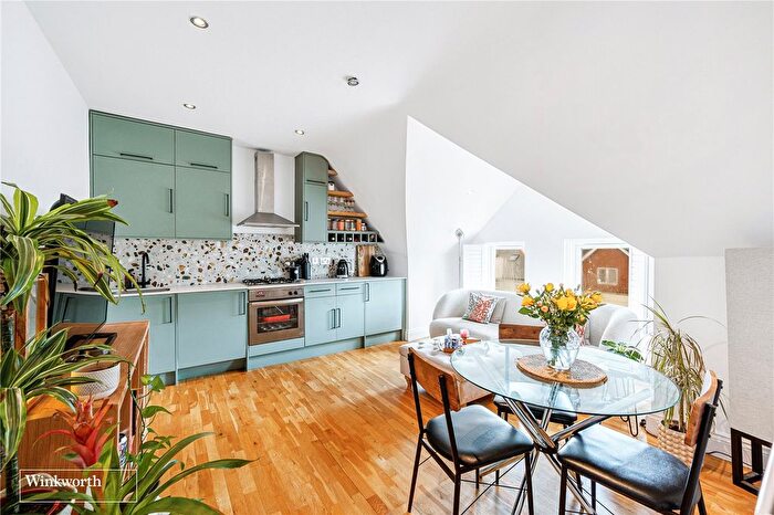 1 Bedroom Flat To Rent In Stile Hall Gardens, London, W4