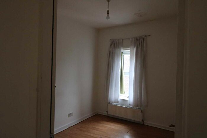 2 Bedroom Flat To Rent In Botanic Road, Liverpool, L7