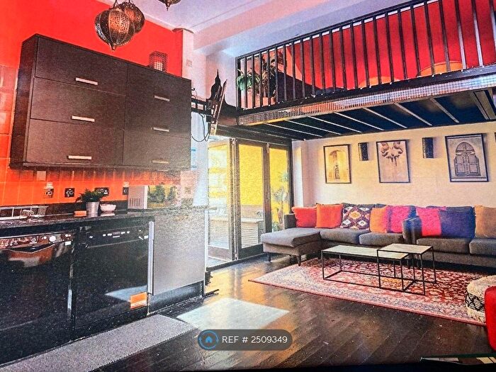 5 Bedroom Semi-Detached House To Rent In George Street, Brighton, BN2