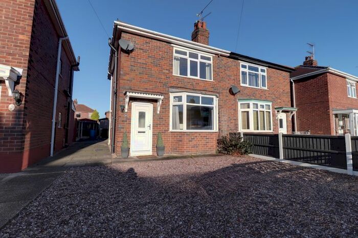 3 Bedroom Semi-Detached House To Rent In Craddock Road, Stafford ST16