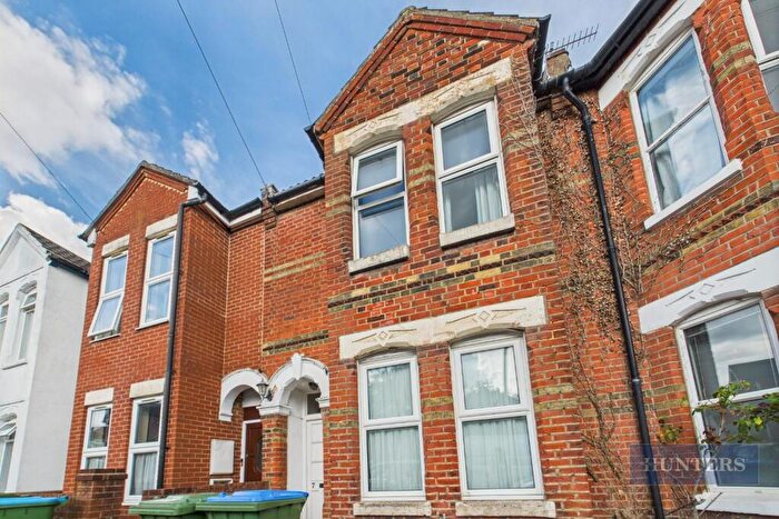 4 Bedroom Terraced House To Rent In Livingstone Road, Southampton, SO14