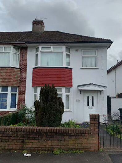3 Bedroom Semi-Detached House To Rent In Filton Avenue, Bristol, BS34