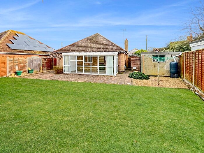 3 Bedroom Detached Bungalow For Sale In Elmstead Road, Wivenhoe, Colchester, CO7