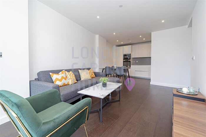 2 Bedroom Apartment To Rent In Senate Building, Lanchester Way, London, SW11