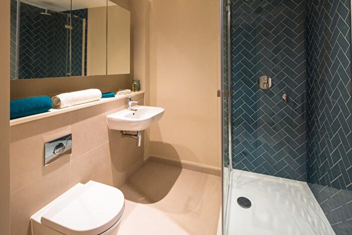 Studio To Rent In Wellesley Road, Croydon, London, CR0