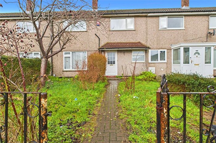 3 Bedroom Terraced House For Sale In Baydon Close, Moredon, Swindon, Wiltshire, SN25