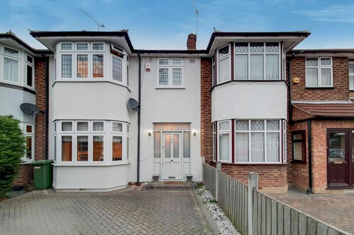 3 Bedroom Terraced House To Rent In Cranham Road, Hornchurch, RM11