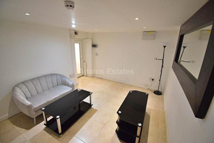 1 Bedroom Flat To Rent In London Road, Reading, RG1