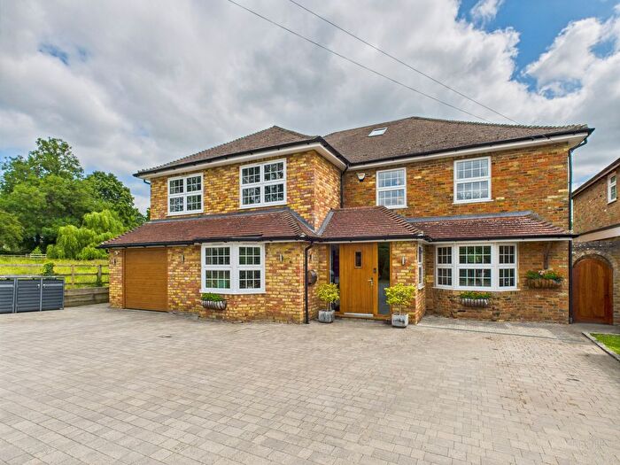 6 Bedroom Detached House For Sale In Graham Cottages, Main Road, Lacey Green, HP27