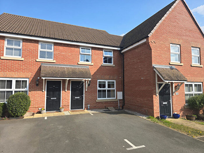 2 Bedroom Terraced House For Sale In Lawrence Drive, Warboys, PE28
