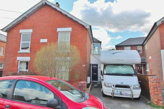 4 Bedroom Semi-Detached House To Rent In Muriel Road, Waterlooville, PO7