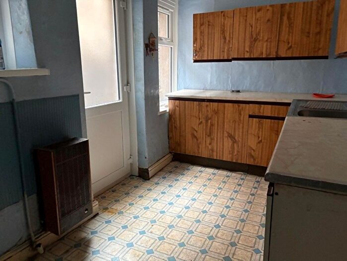 2 Bedroom Semi-Detached House For Sale In High Street, Ynysybwl, Pontypridd, Rhondda Cynon Taff, CF37