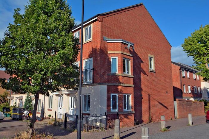 4 Bedroom Property To Rent In Thackeray, Bristol, BS7