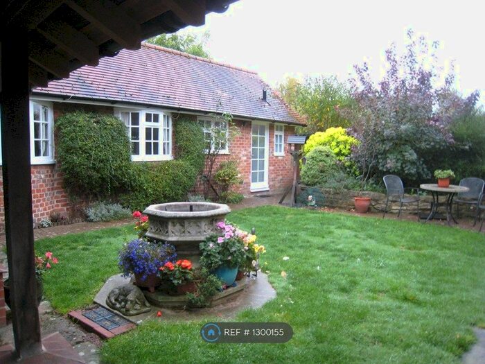 1 Bedroom Detached House To Rent In High Street, Milton, Abingdon, OX14