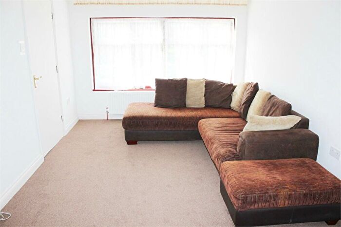 1 Bedroom Flat To Rent In Tewkesbury Gardens, London, NW9