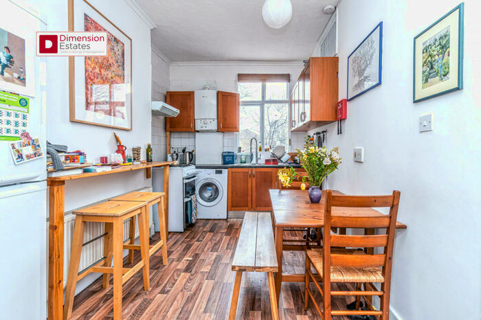 4 Bedroom Maisonette To Rent In Jenner Road, Stoke Newington, Hackney, N16