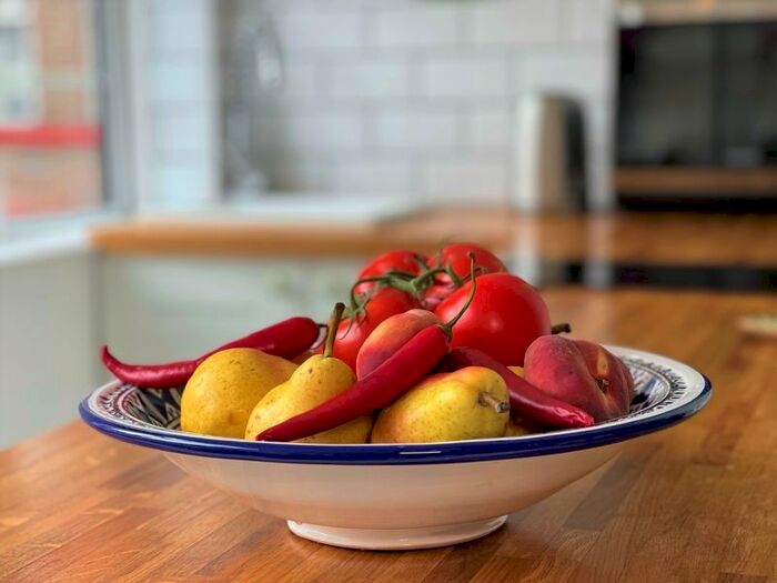 Studio To Rent In Balham High Road, London, SW17