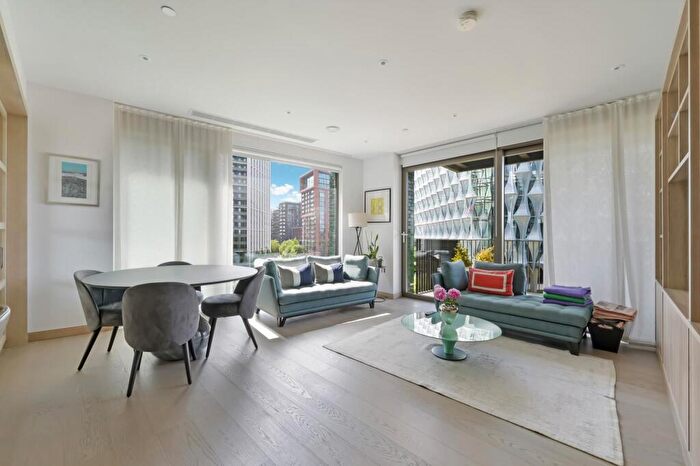 3 Bedroom Apartment For Sale In Legacy Building, Embassy Gardens, Nine Elms, SW11