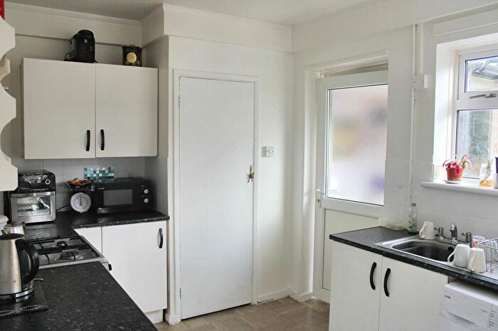 2 Bedroom Semi-Detached House For Sale In Paraker Way, Hythe, CT21