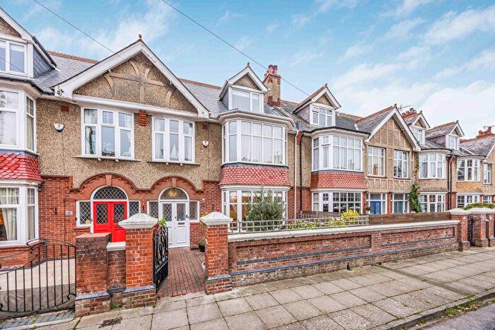 4 Bedroom Terraced House For Sale In Brading Avenue, Southsea, PO4