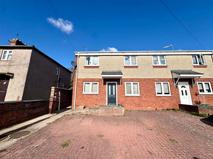 4 Bedroom Semi-Detached House To Rent In Houldsworth Crescent, Coventry, CV6