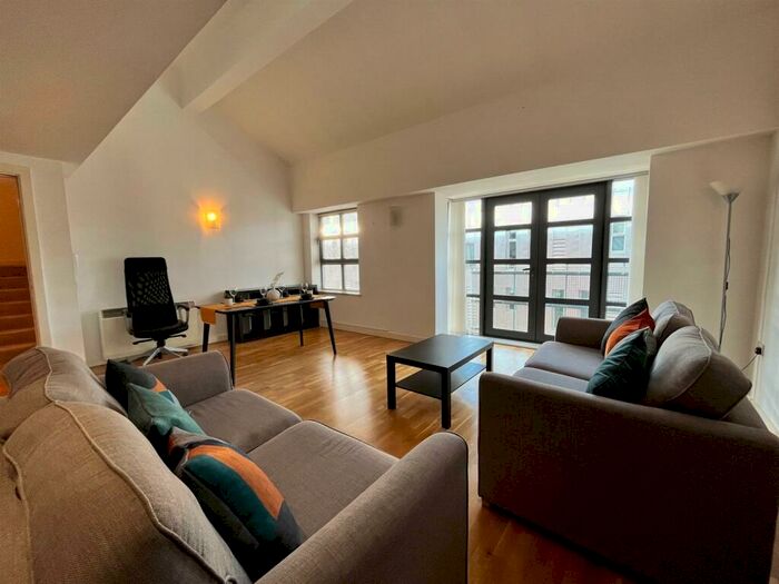 2 Bedroom Flat To Rent In Navigation House, Ducie Street, Piccadilly, M1