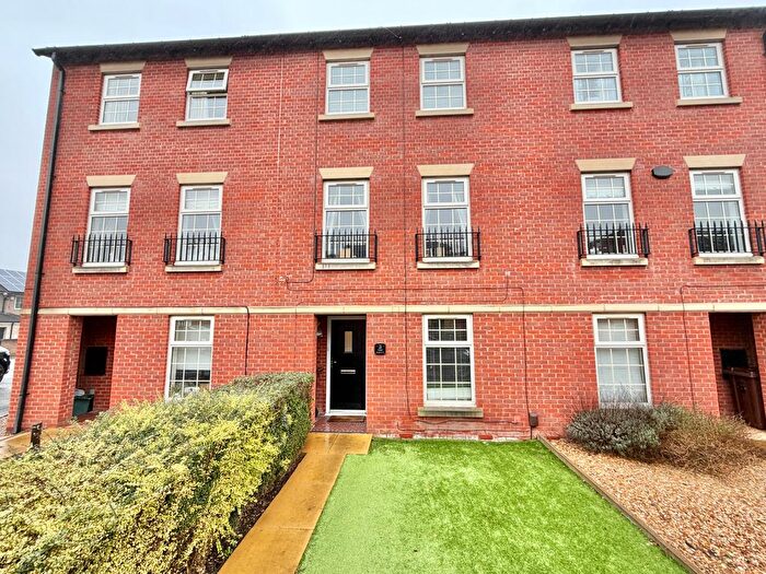 4 Bedroom Town House For Sale In The Point, Wakefield, West Yorkshire, WF2