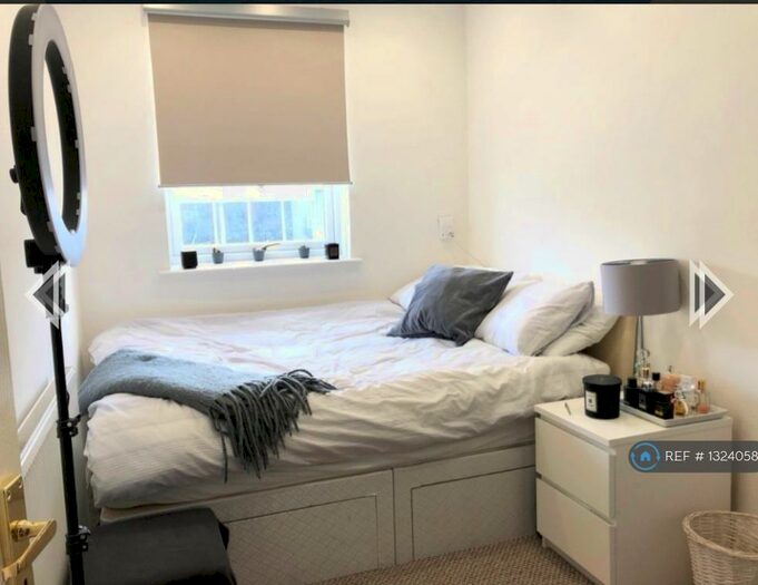 1 Bedroom Flat To Rent In Angel Hill Road, London, SM1