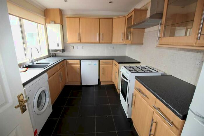 5 Bedroom Terraced House To Rent In Bosanquet Close, Uxbridge, UB8