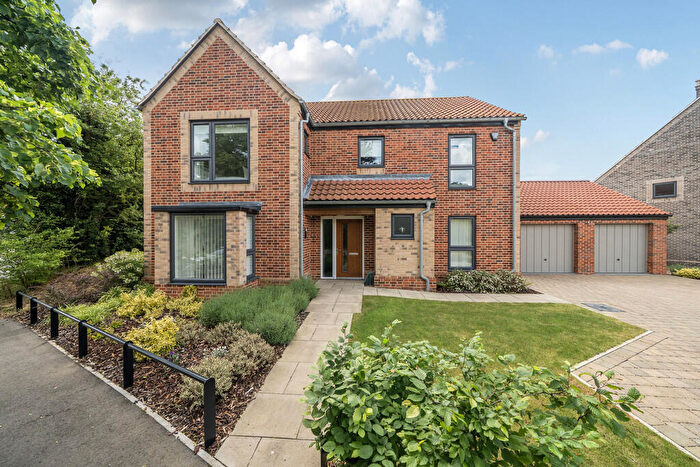 5 Bedroom Detached House For Sale In Dynham Road, Cringleford, NR4