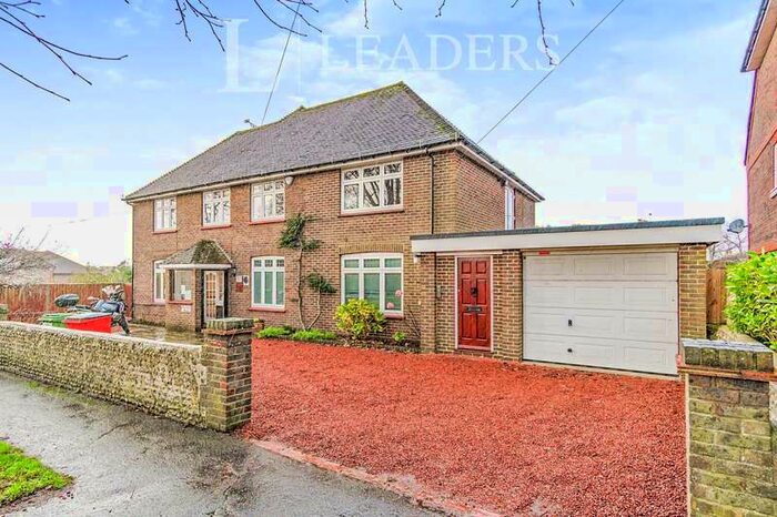 2 Bedroom Maisonette Flat To Rent In Old Manor Road, Rustington, BN16