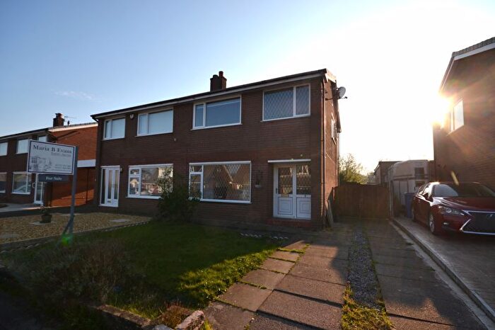 3 Bedroom Semi-Detached House For Sale In Mallom Avenue, Euxton, PR7