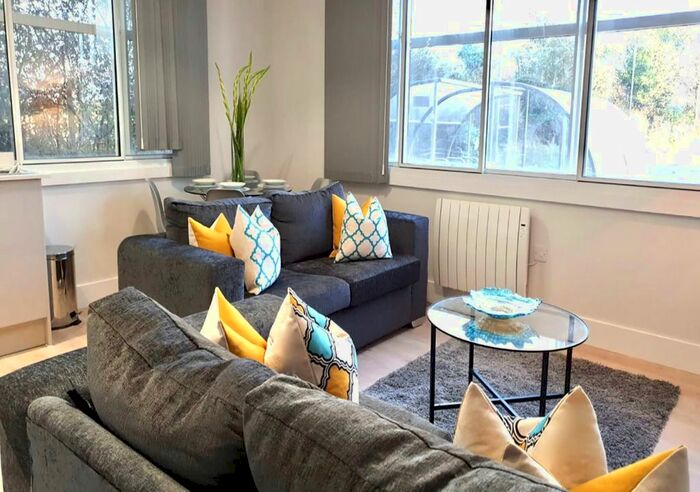 2 Bedroom Flat To Rent In Nobel Drive, Harlington UB3