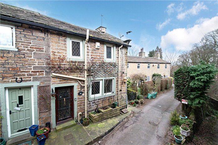 1 Bedroom End Of Terrace House For Sale In Kaye Hill, Cullingworth, Bradford, West Yorkshire, BD13