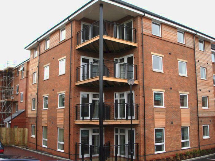 2 Bedroom Flat To Rent In Peony House, Old Town, SN1