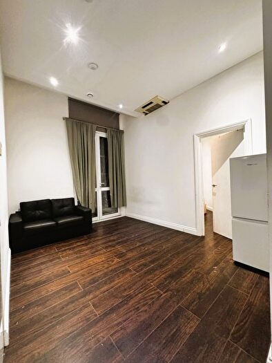 1 Bedroom Flat To Rent In London, KT3