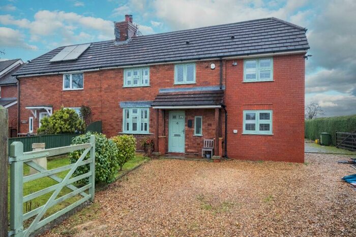 3 Bedroom Semi-Detached House For Sale In Longstone Lane, Little Budworth, CW6