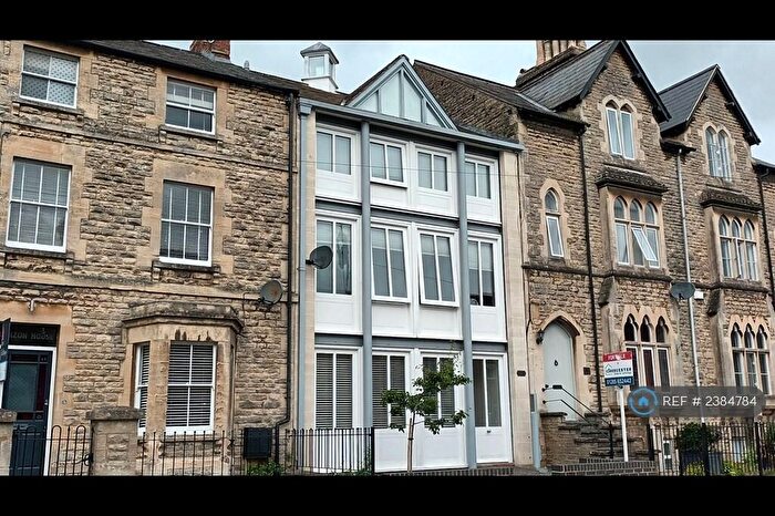 1 Bedroom Flat To Rent In Victoria Road, Cirencester, GL7