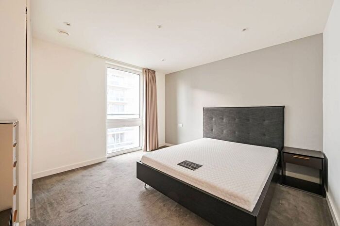 2 Bedroom Flat To Rent In East Village, Stratford, London, E20