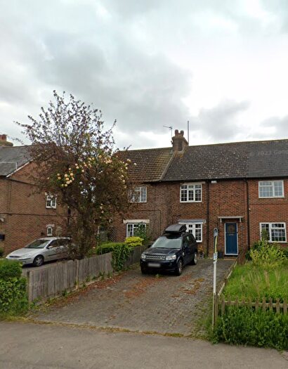 3 Bedroom Terraced House To Rent In West End, Marden, TN12
